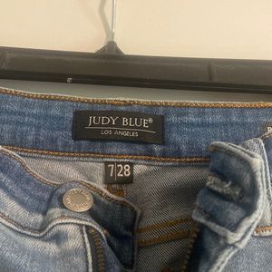 Judy blue distressed jeans